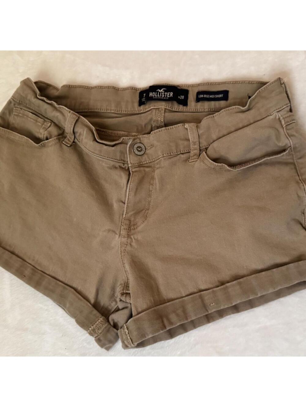 Hollister Low-Rise Khaki Midi Shorts Y2K size 28